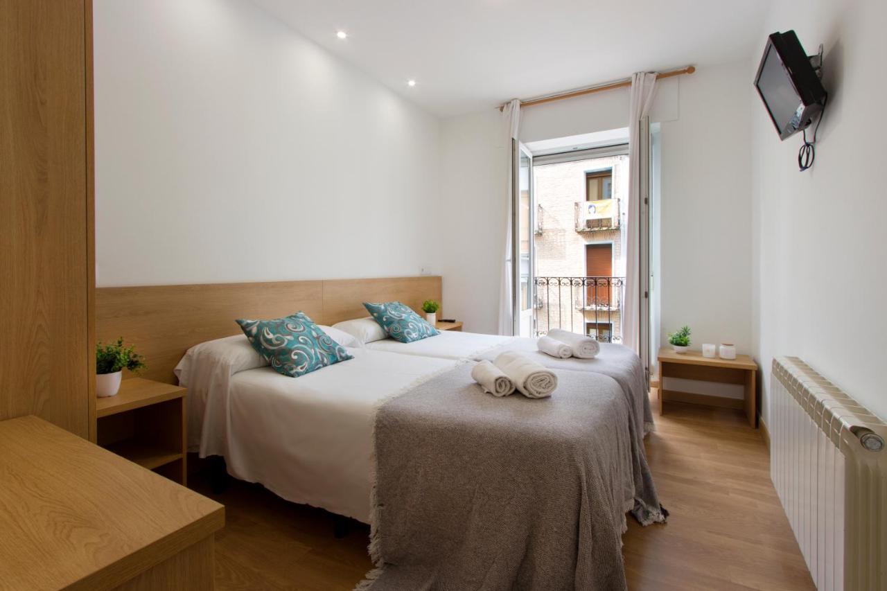 Hostal La Numantina Logroño Exteriör bild