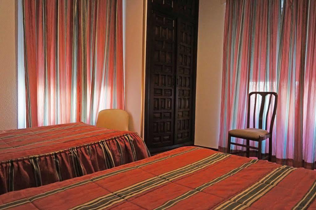 Hostal La Numantina Logroño Exteriör bild