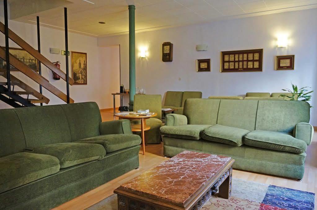 Hostal La Numantina Logroño Exteriör bild