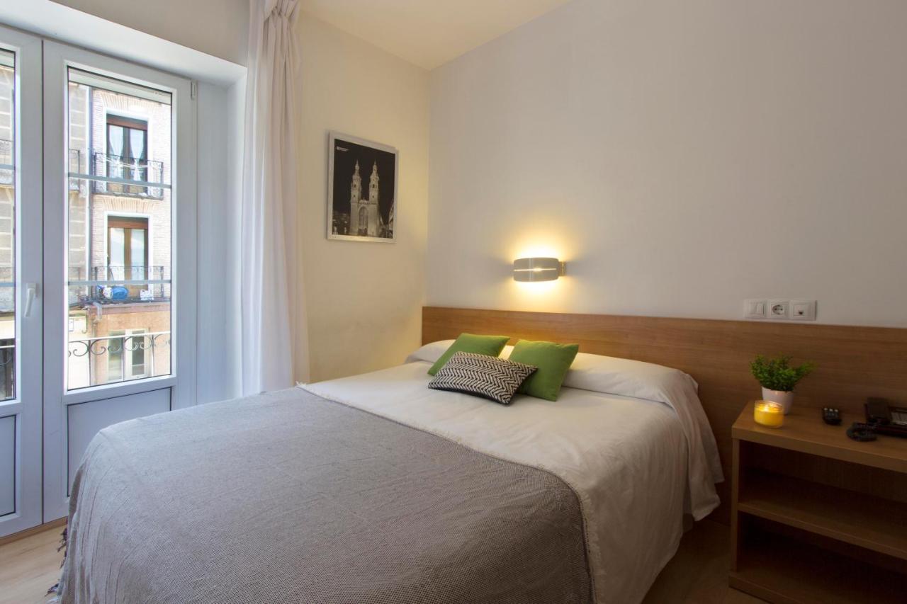 Hostal La Numantina Logroño Exteriör bild